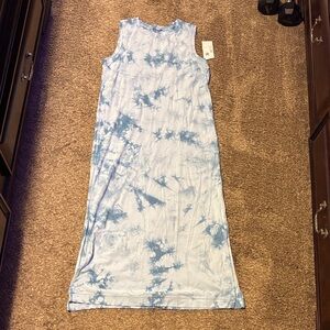 Old Navy Blue Tie-Dye Maxi dress